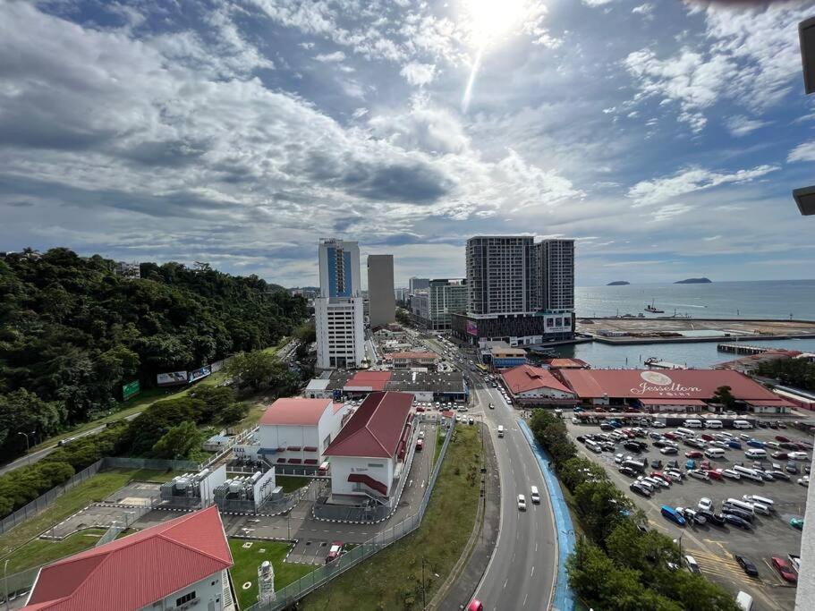 Jesselton Quay Kota Kinabalu 1 Exterior foto